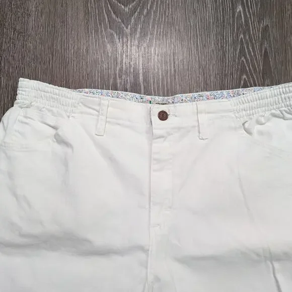 Lee Women's Plus Size Elastic At The Waist White Denim Shorts Size 16W - Picture 2 of 5